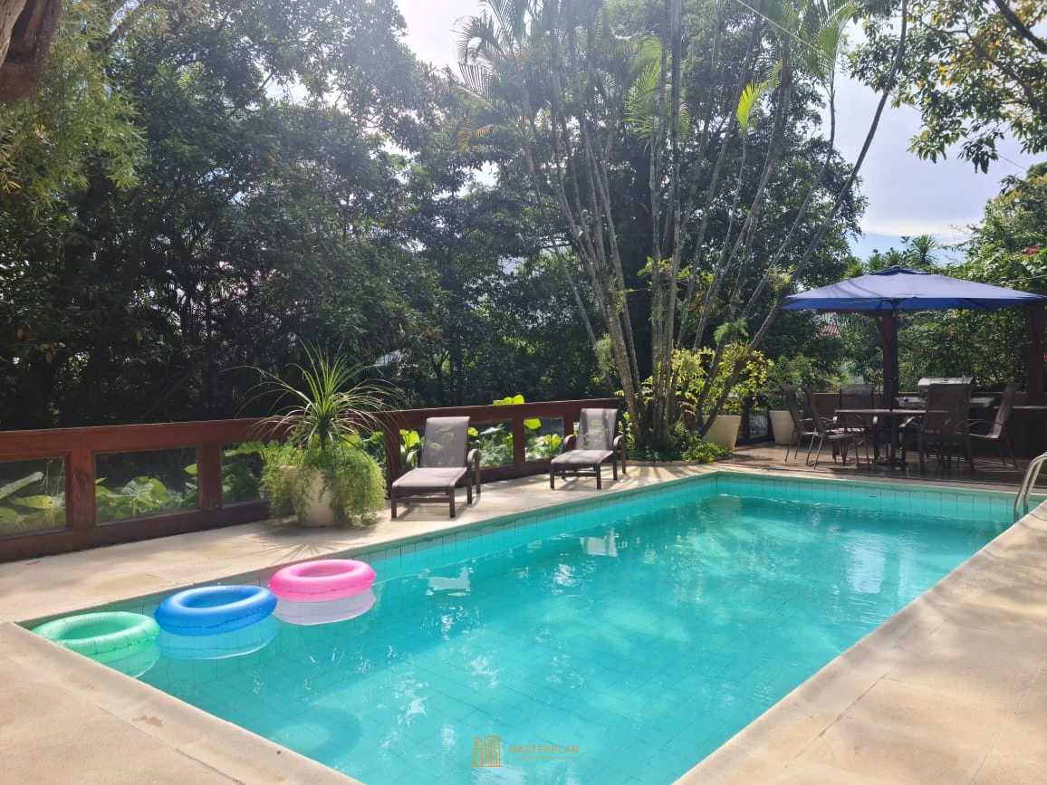 Imagem de Casa de Alto Padrão em Barra da Tijuca - RJ (Portinho do Massarú)