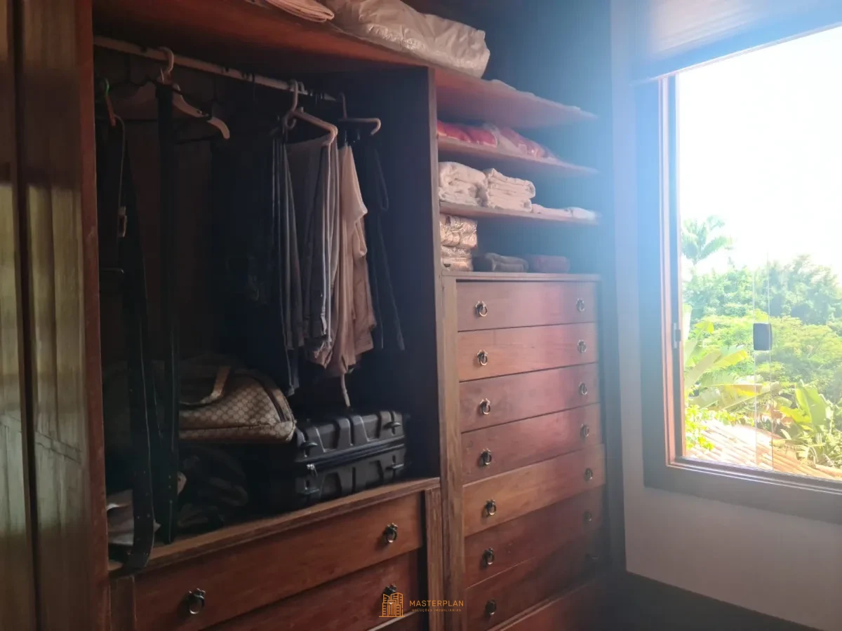 Imagem de Casa de Alto Padrão em Barra da Tijuca - RJ (Portinho do Massarú)