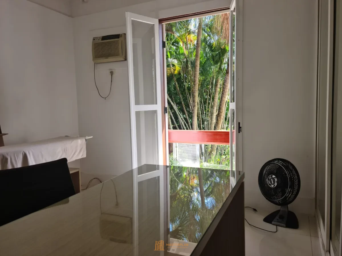 Imagem de Casa de Alto Padrão em Barra da Tijuca - RJ (Portinho do Massarú)
