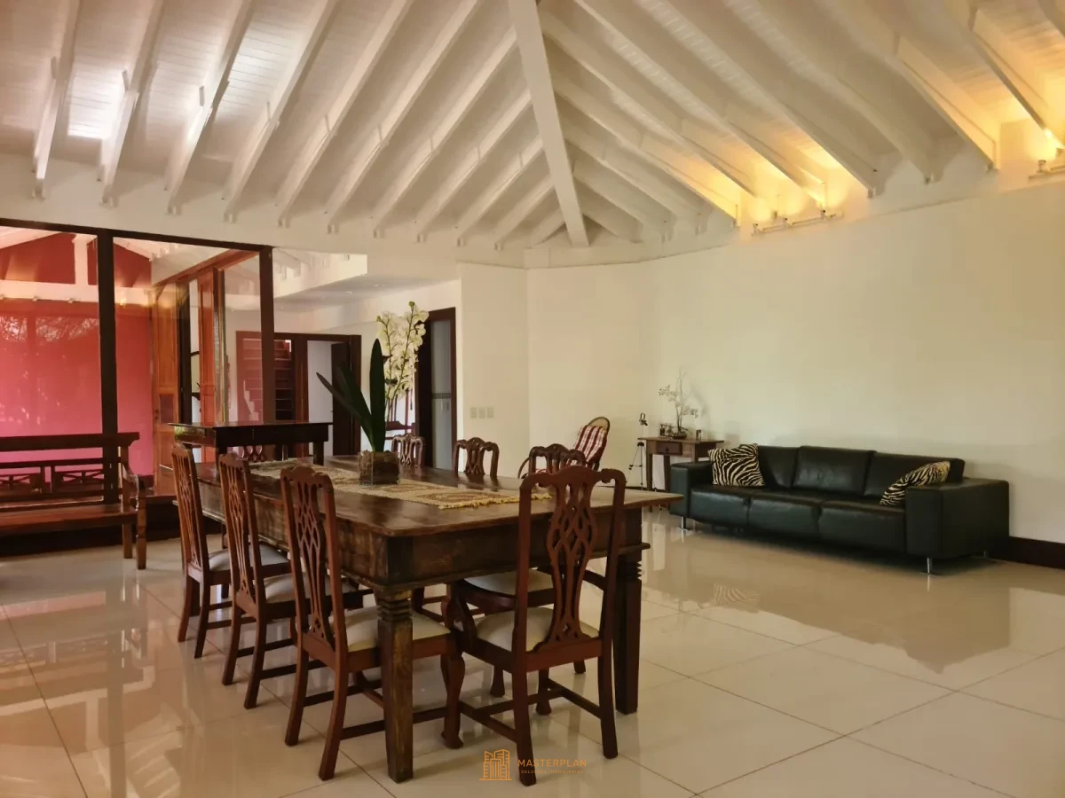Imagem de Casa de Alto Padrão em Barra da Tijuca - RJ (Portinho do Massarú)