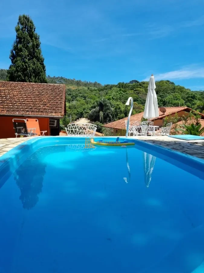 Imagem de 🏡 OPORTUNIDADE EM MIGUEL PEREIRA – CASA DUPLEX EM CONDOMÍNIO COMPLETO