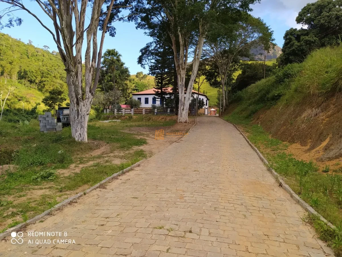 Imagem de 🌳 Fazenda com Pedreira, Eucalipto, Cachoeira e Hotel – Disponível para Venda