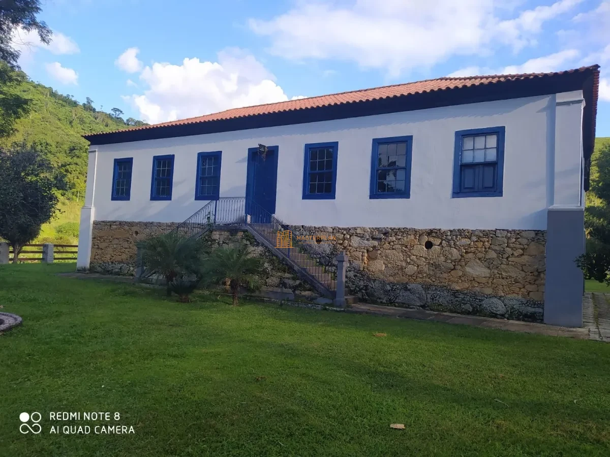 Imagem de 🌳 Fazenda com Pedreira, Eucalipto, Cachoeira e Hotel – Disponível para Venda