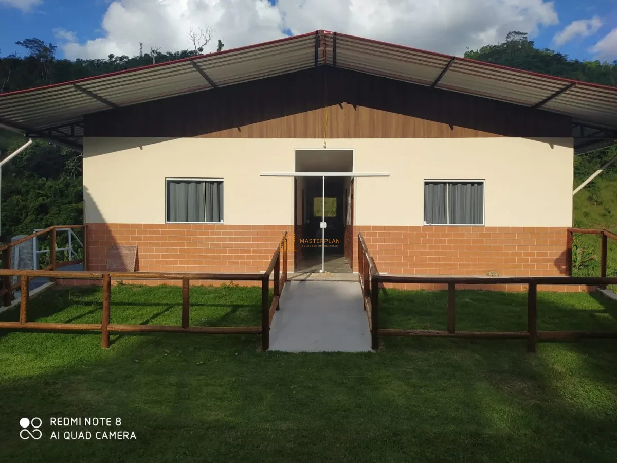 Imagem de 🌳 Fazenda com Pedreira, Eucalipto, Cachoeira e Hotel – Disponível para Venda