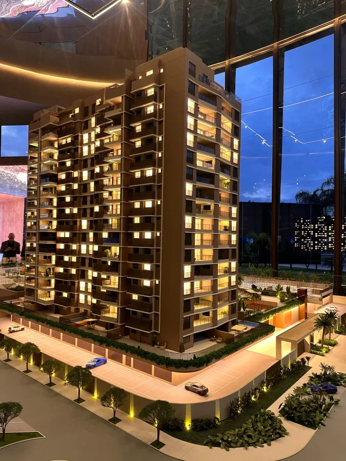 Imagem externa de Endless Península