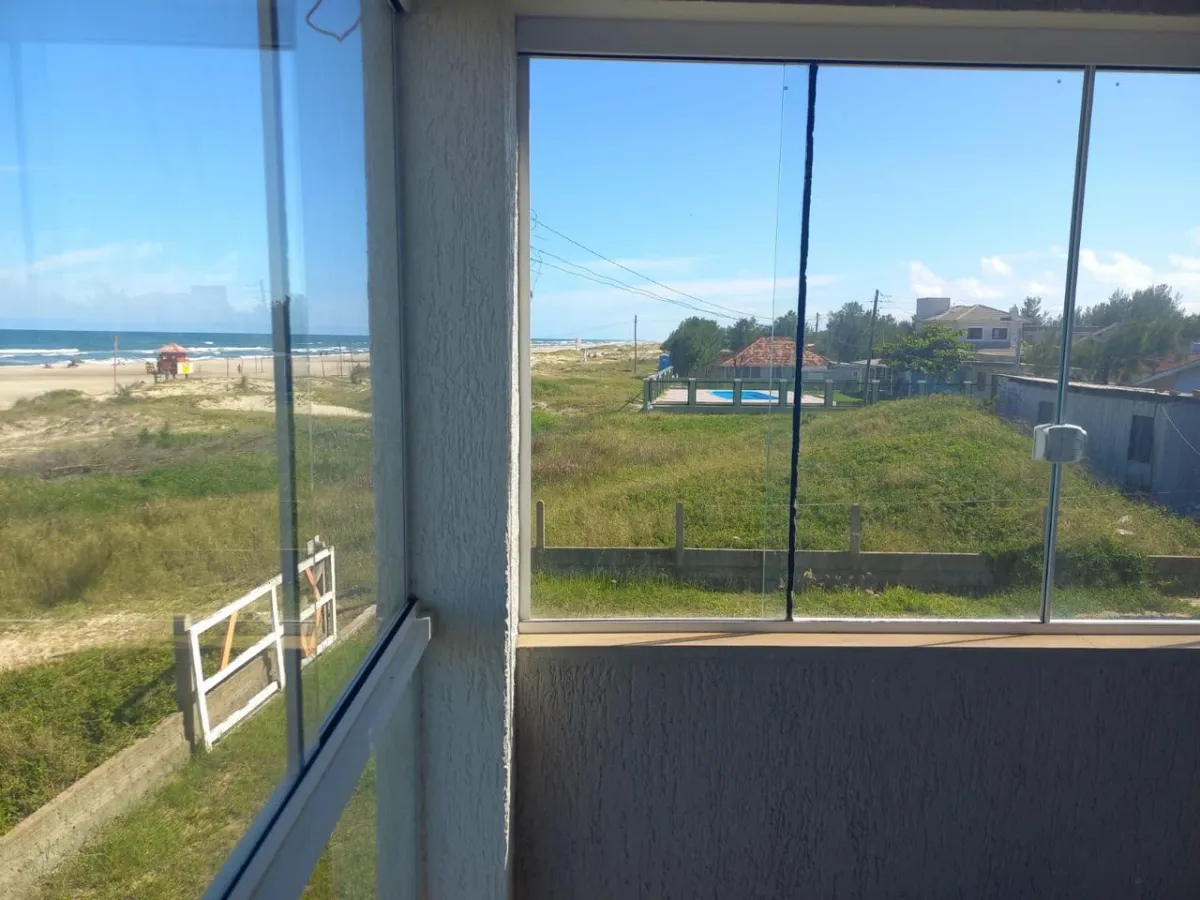 Imagem de Sobrado na beira mar