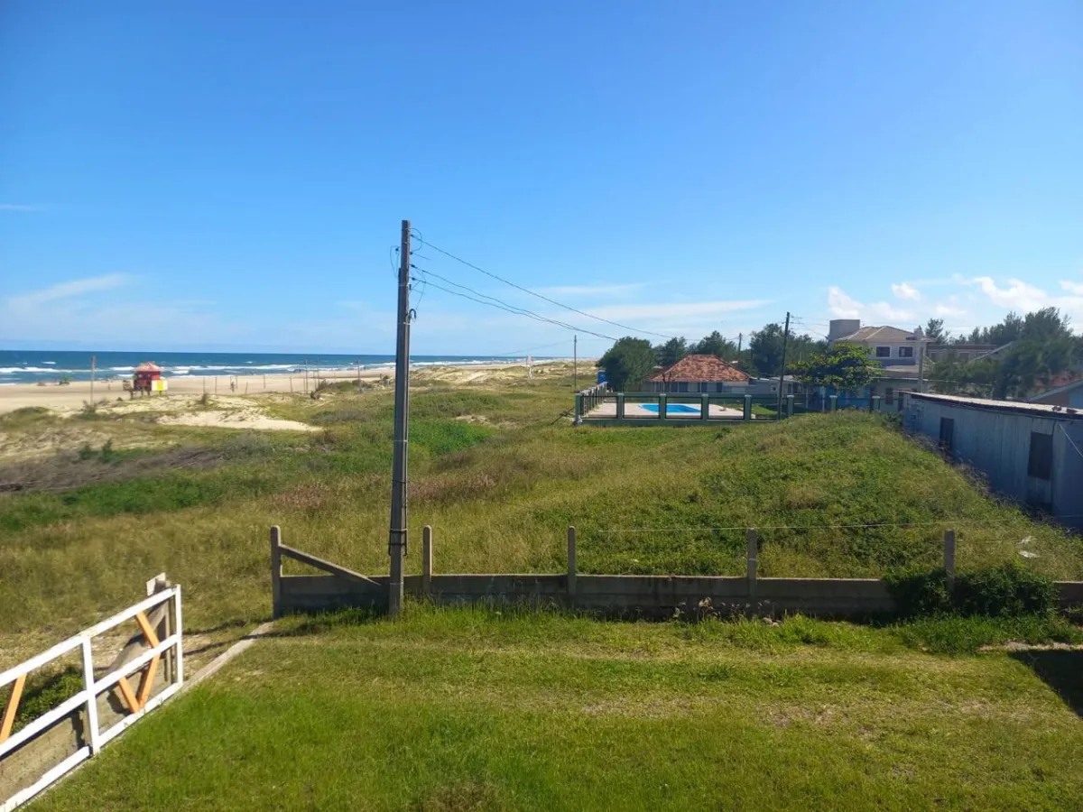 Imagem de Sobrado na beira mar