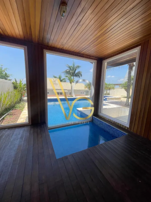 Imagem de Casa de Condomínio com 3 Quartos e 7 banheiros para Alugar, 980 m² por R$ 16.000/Mês