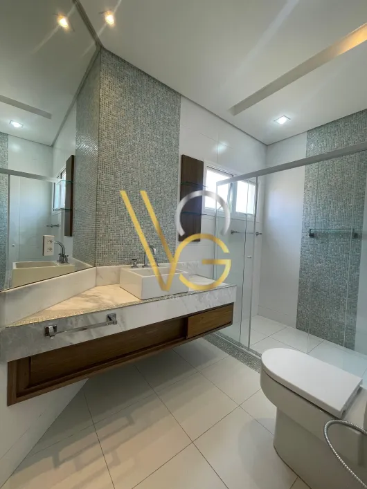 Imagem de Casa de Condomínio com 3 Quartos e 7 banheiros para Alugar, 980 m² por R$ 16.000/Mês
