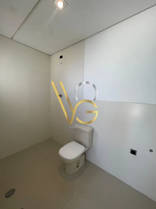 Imagem de Casa de Condomínio com 3 Quartos e 7 banheiros para Alugar, 980 m² por R$ 16.000/Mês