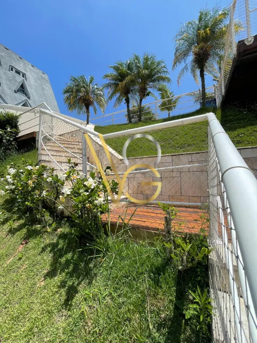 Imagem de Casa de Condomínio com 3 Quartos e 7 banheiros para Alugar, 980 m² por R$ 16.000/Mês
