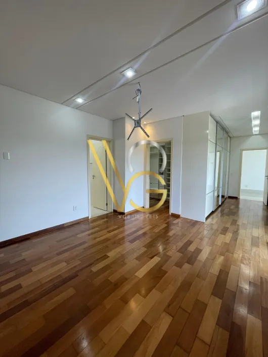 Imagem de Casa de Condomínio com 3 Quartos e 7 banheiros para Alugar, 980 m² por R$ 16.000/Mês