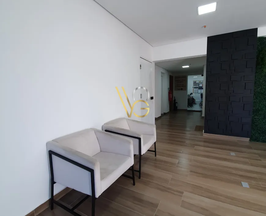 Imagem de Laje comercial para aluguel ou venda possui 258m² com 8 quartos