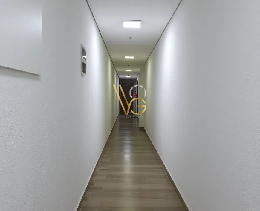 Imagem de Laje comercial para aluguel ou venda possui 258m² com 8 quartos