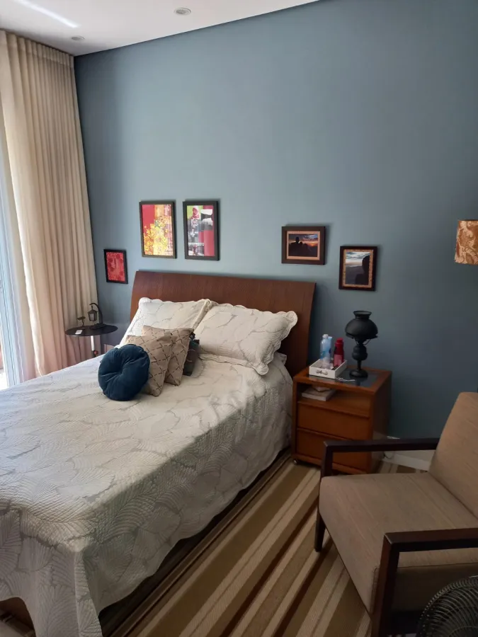 Imagem de Casa Mobiliada em Condomínio Fechado em Atibaia – 213m², 3 Suítes, Varanda e Churrasqueira!
