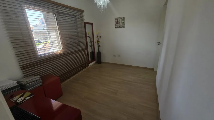 Imagem de Casa com 3 Quartos e 5 banheiros à Venda em Cidade Mae Do Ceu