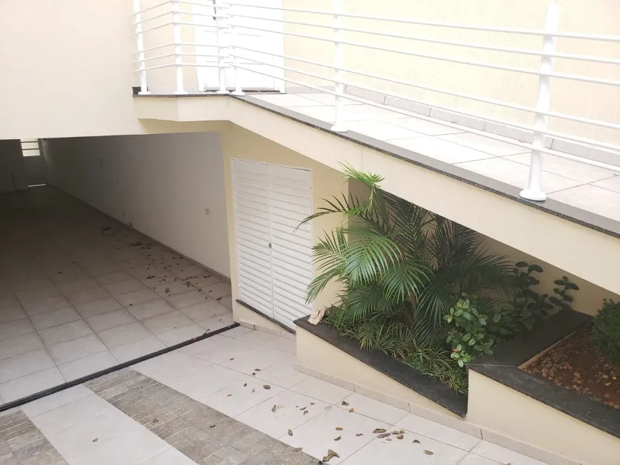 Imagem de Casa com 3 Quartos e 5 banheiros à Venda em Cidade Mae Do Ceu