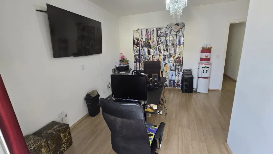 Imagem de Casa com 3 Quartos e 5 banheiros à Venda em Cidade Mae Do Ceu