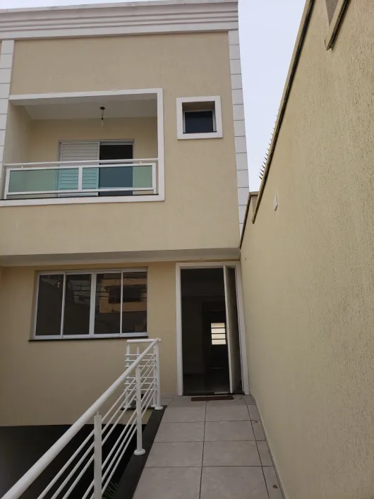Imagem de Casa com 3 Quartos e 5 banheiros à Venda em Cidade Mae Do Ceu