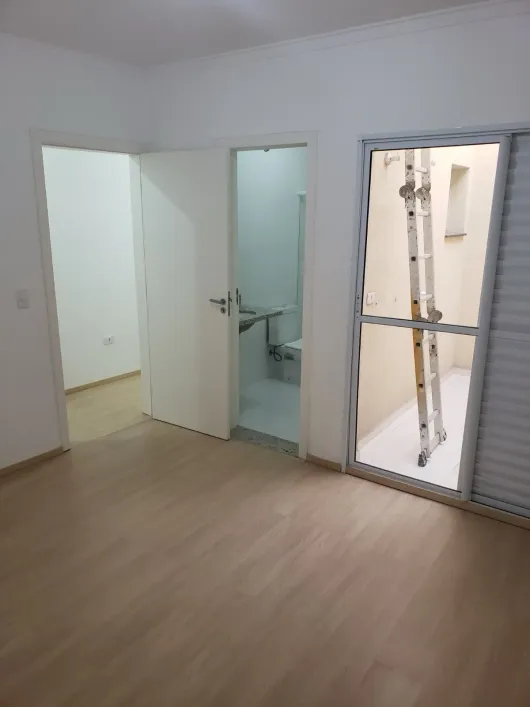 Imagem de Casa com 3 Quartos e 5 banheiros à Venda em Cidade Mae Do Ceu