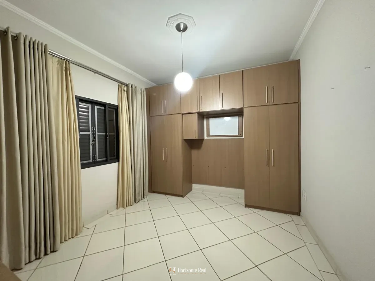 Imagem de CASA A VENDA NO CENTRO