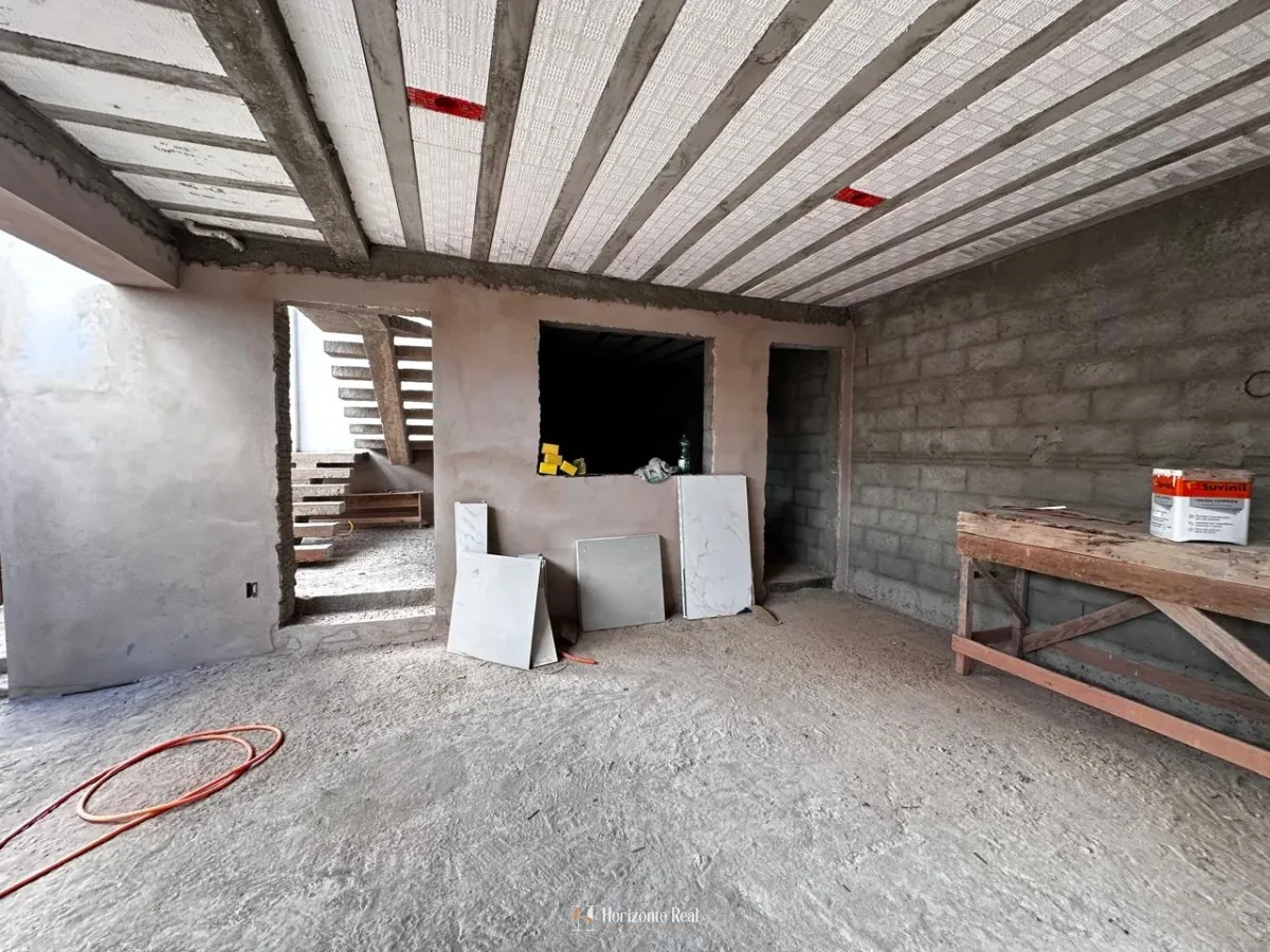 Imagem de CASA NOVA A VENDA PORTAL DA SERRA!