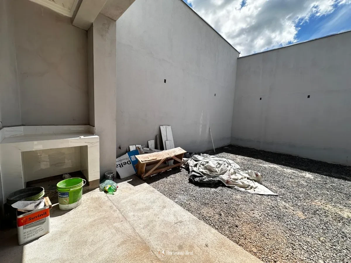 Imagem de CASA NOVA A VENDA PORTAL DA SERRA!