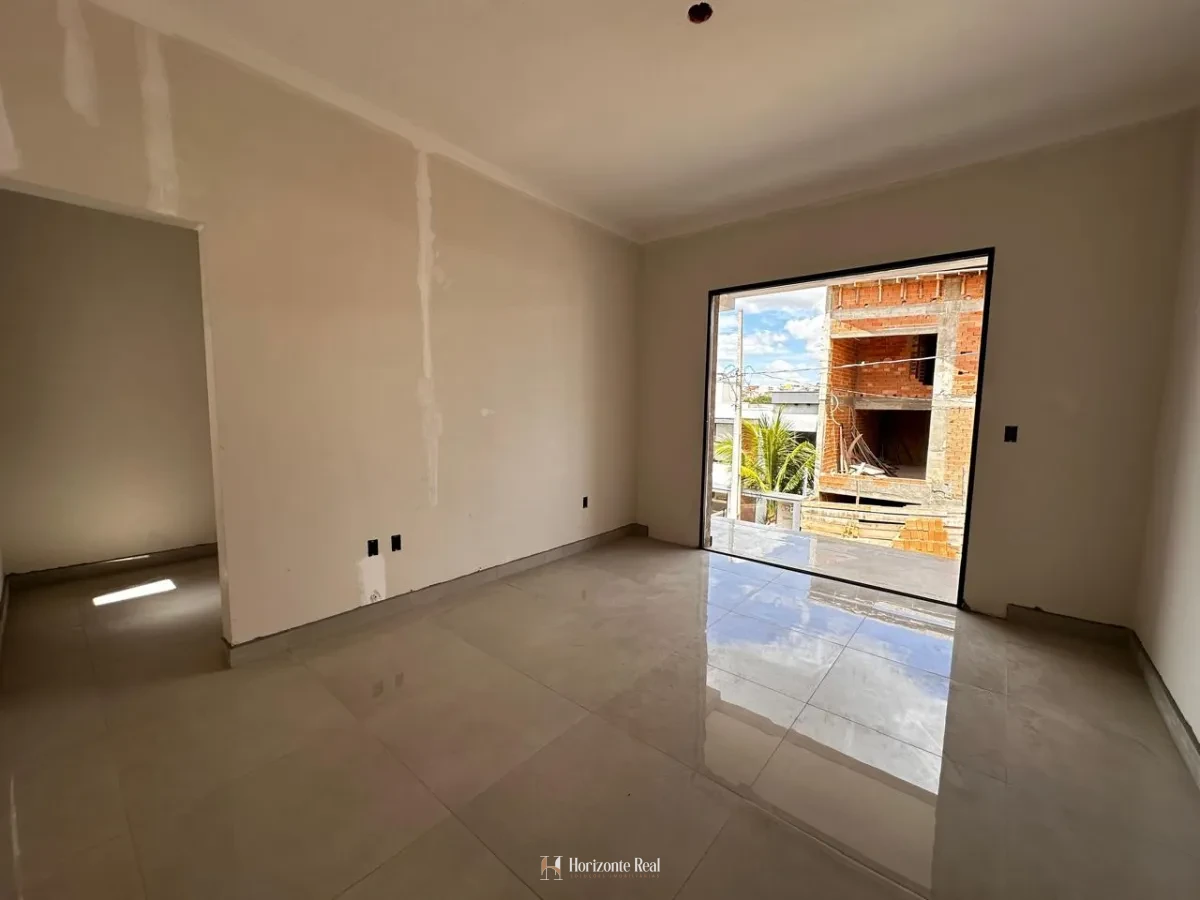 Imagem de CASA NOVA A VENDA PORTAL DA SERRA!