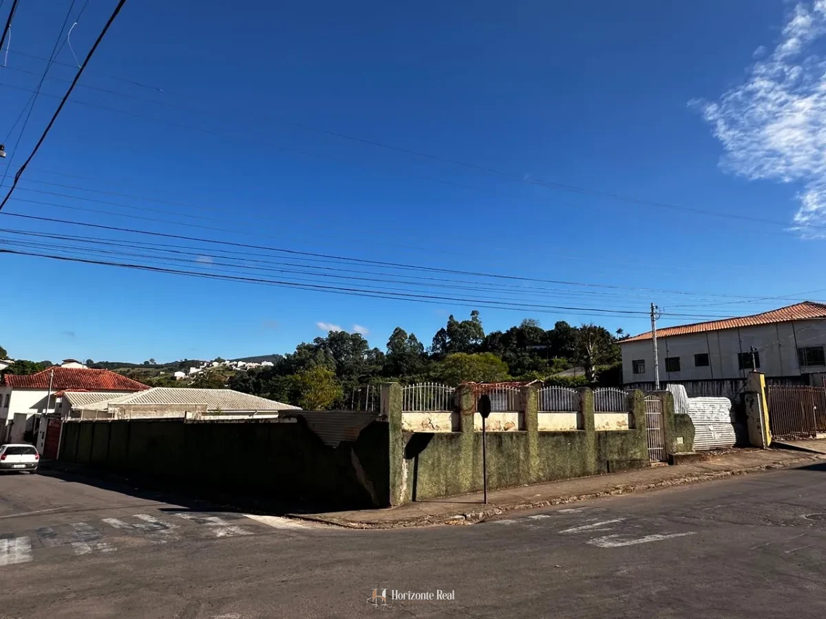 Imagem de TERRENO REGIÃO CENTRAL