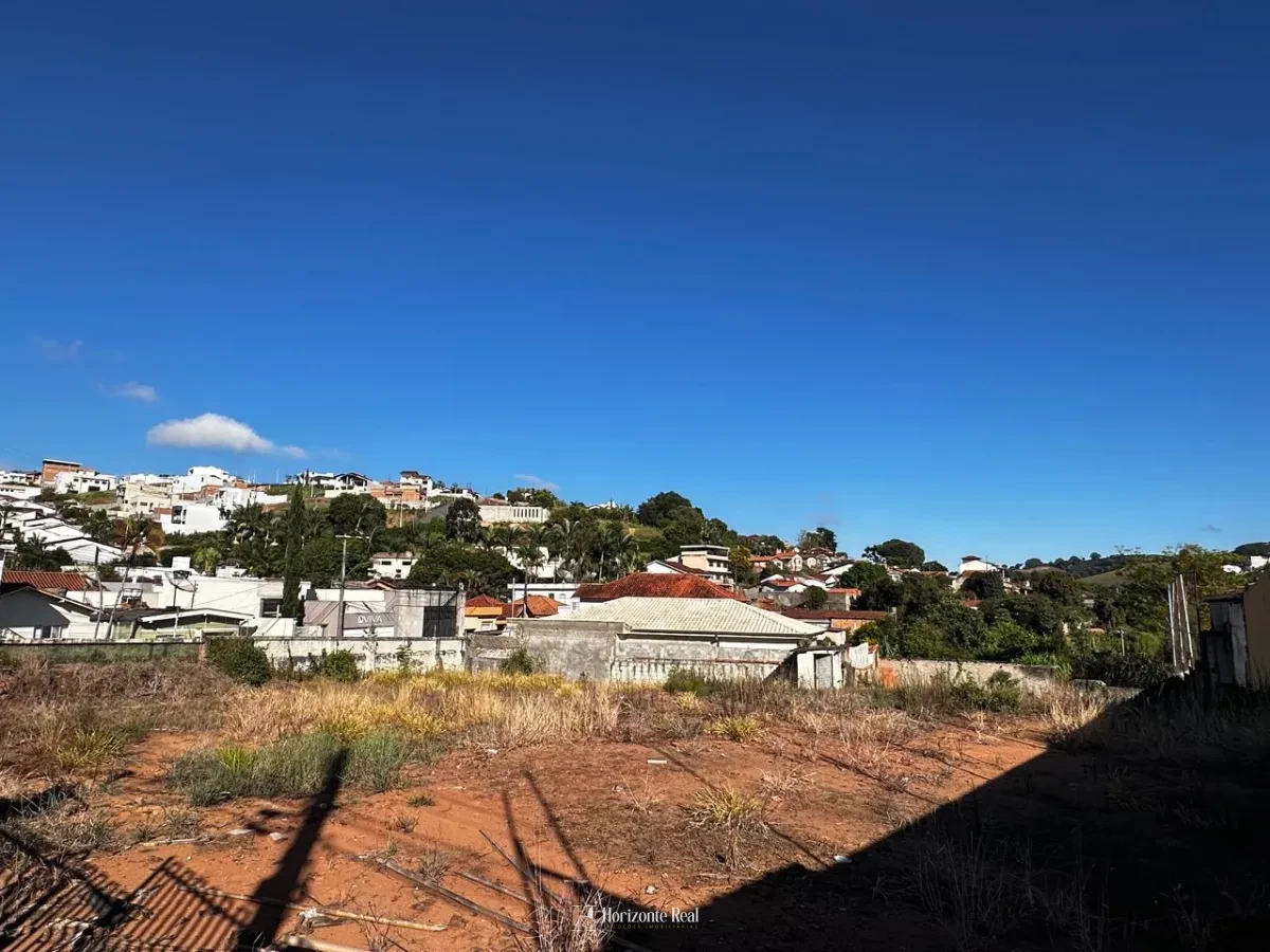 Imagem de TERRENO REGIÃO CENTRAL