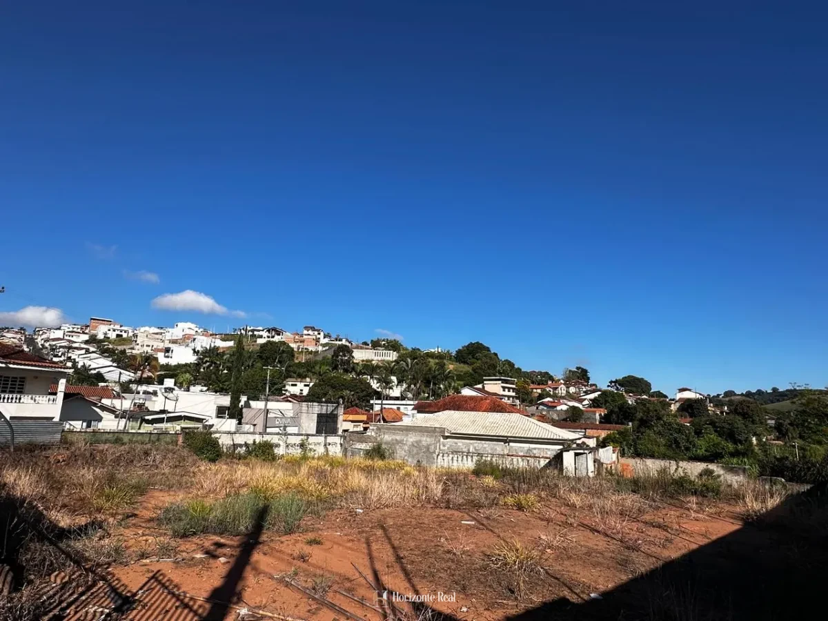 Imagem de TERRENO REGIÃO CENTRAL