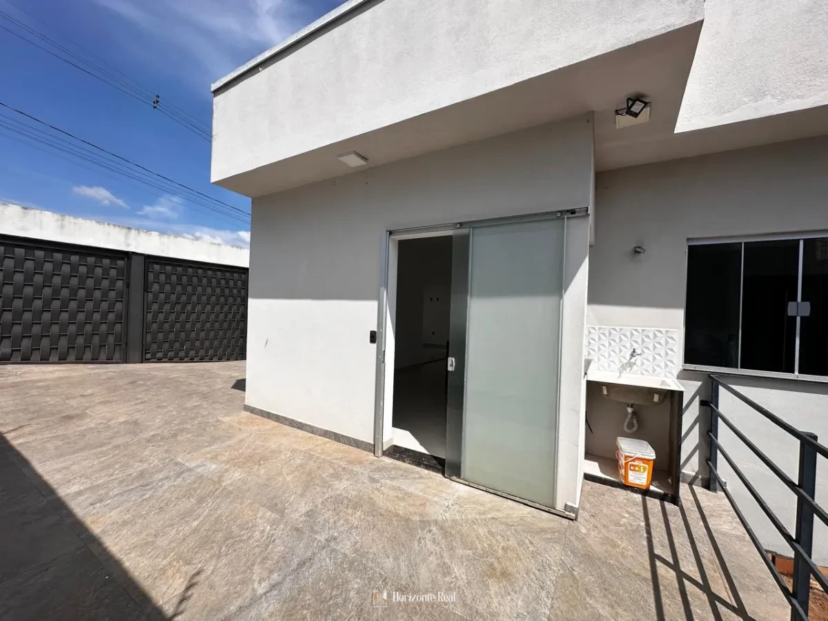 Imagem de LINDA CASA A VENDA!