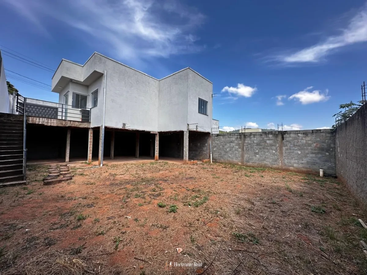 Imagem de LINDA CASA A VENDA!