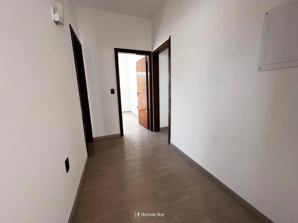 Imagem de LINDA CASA A VENDA!