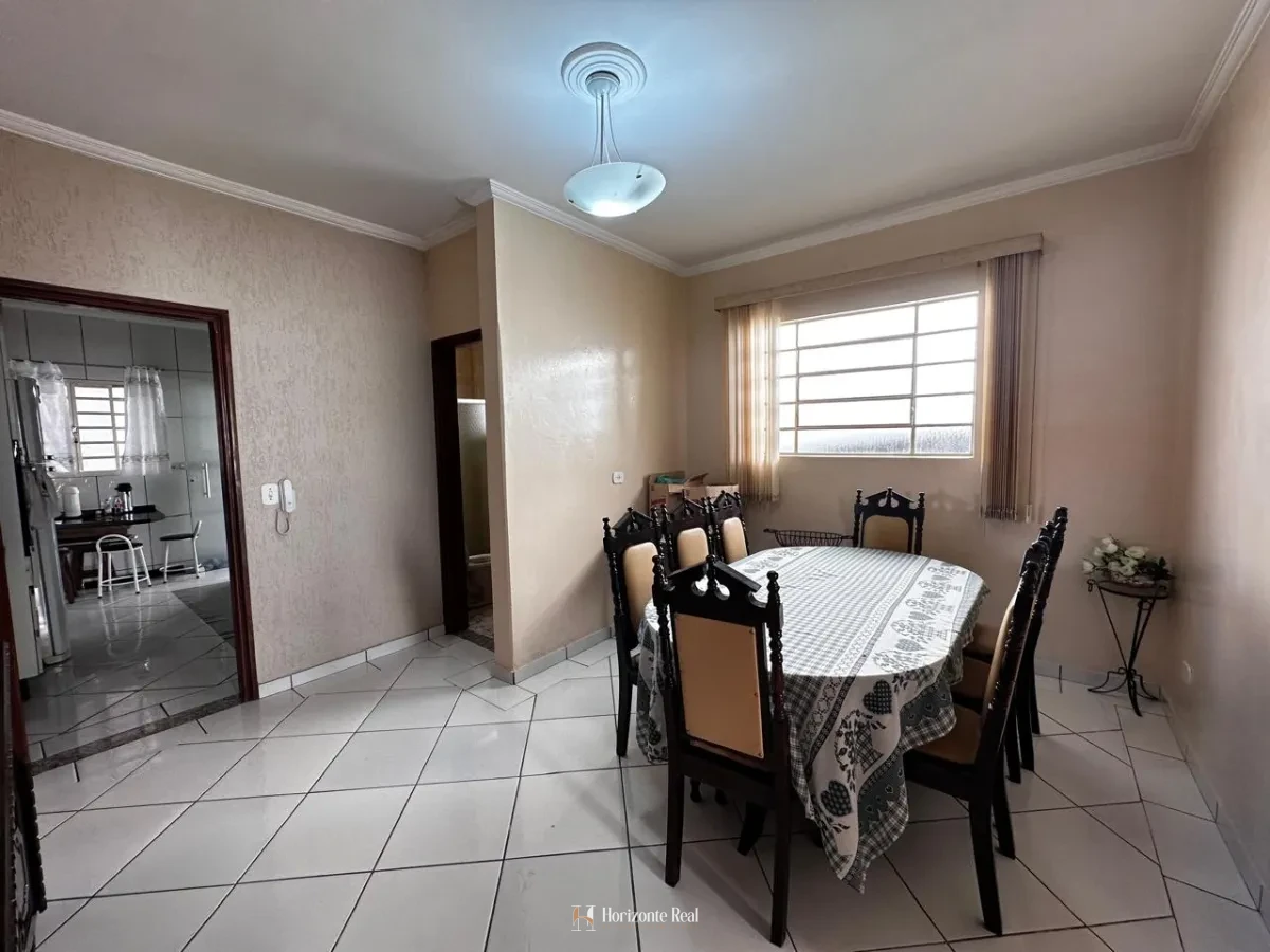 Imagem de CASA A VENDA NO CENTRO