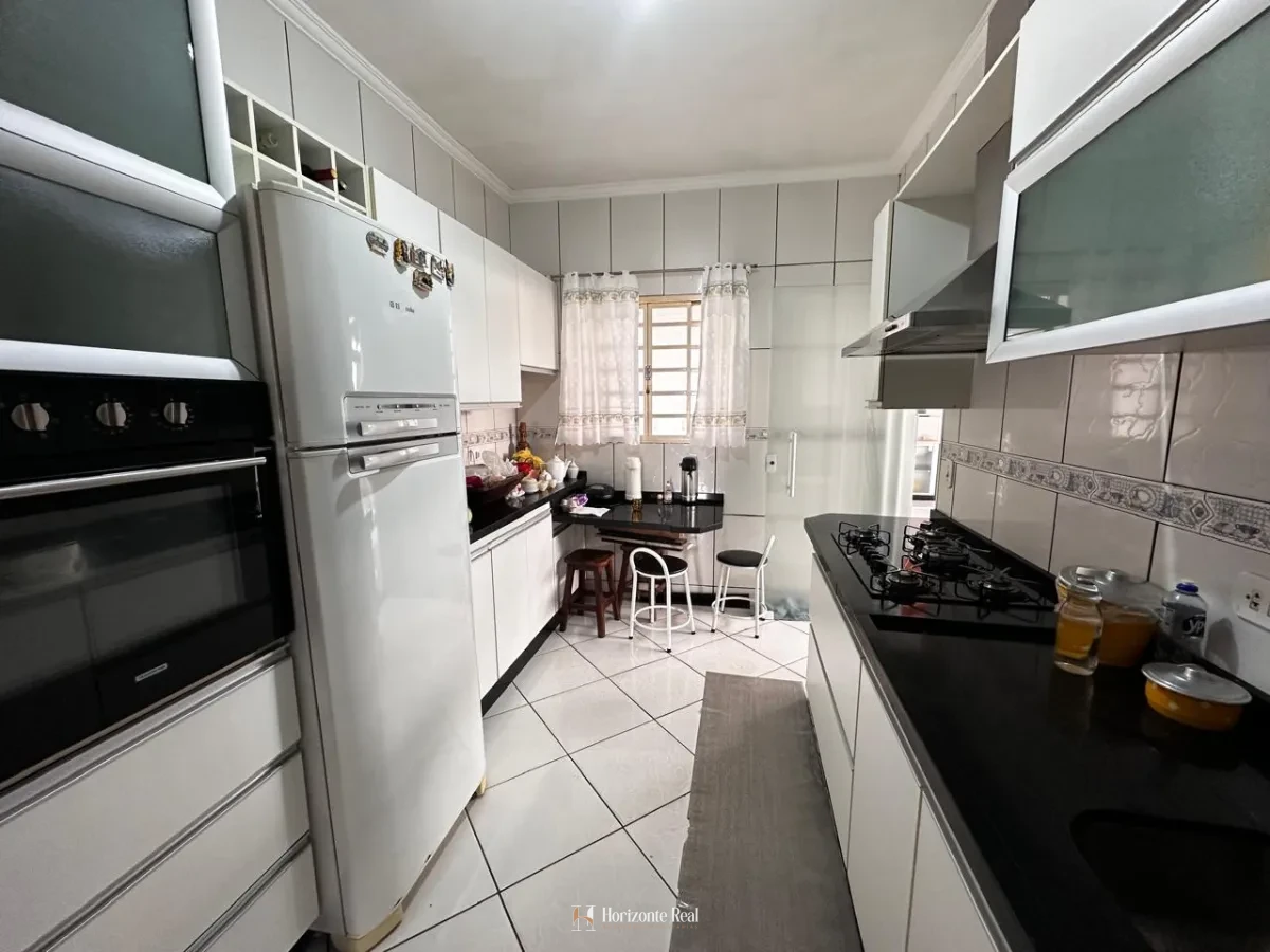 Imagem de CASA A VENDA NO CENTRO