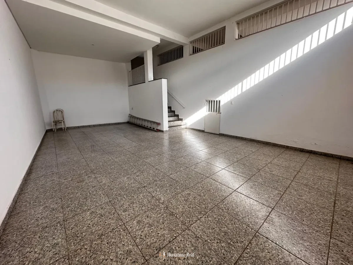 Imagem de CASA A VENDA NO CENTRO