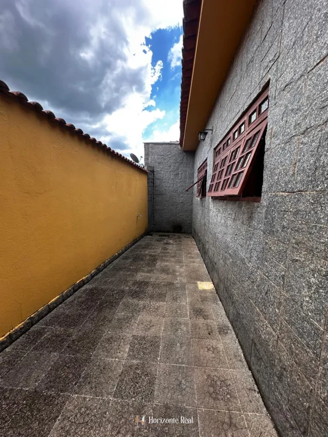 Imagem de LINDA CASA A VENDA NA REGIAO CENTRAL