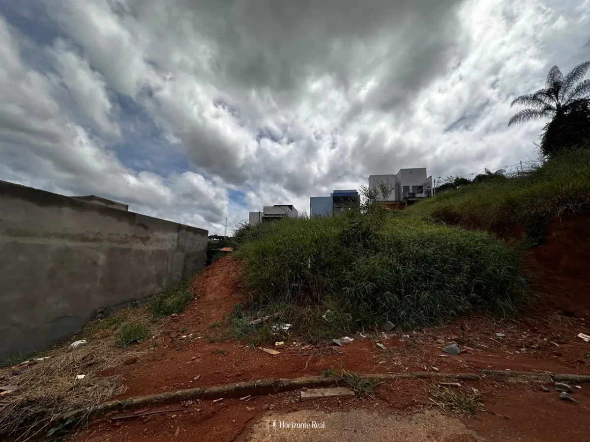 Imagem de OPORTUNIDADE INCRIVEL, TERRENO A VENDA!