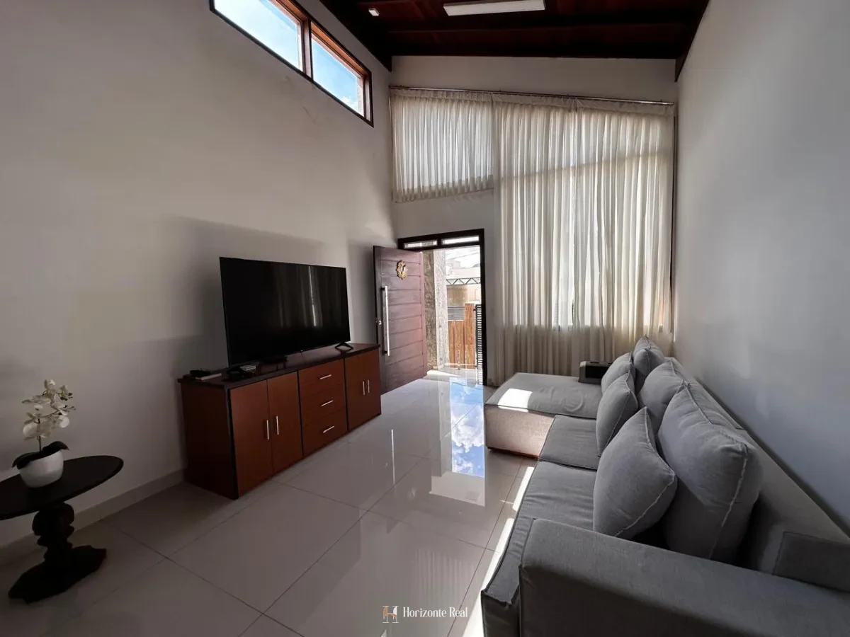 Imagem de CASA ALTO PADRÃO A VENDA!