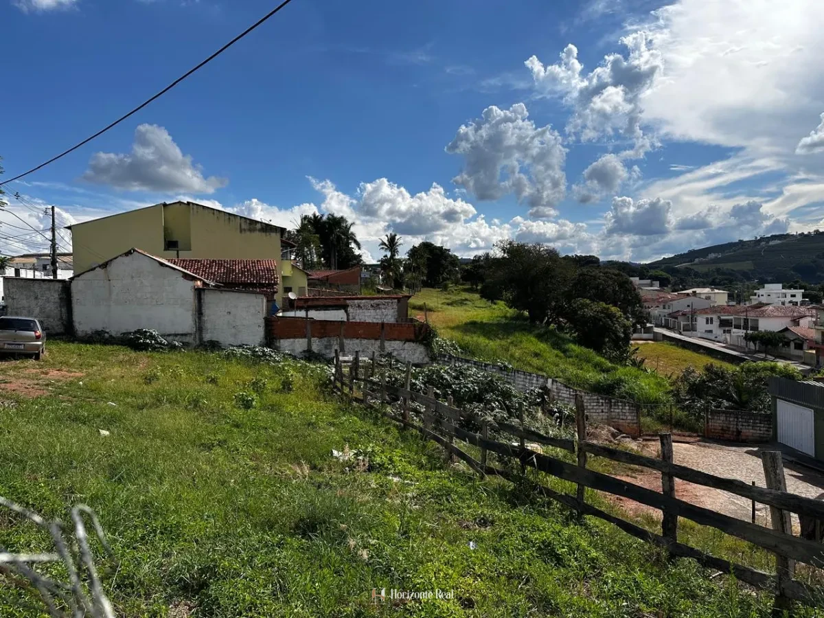 Imagem de TERRENO A VENDA REGIÃO CENTRAL