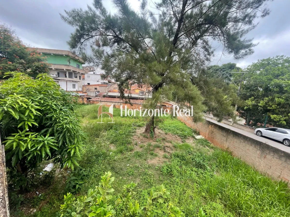 Imagem de TERRENO NA AVENIDA PRINCIPAL