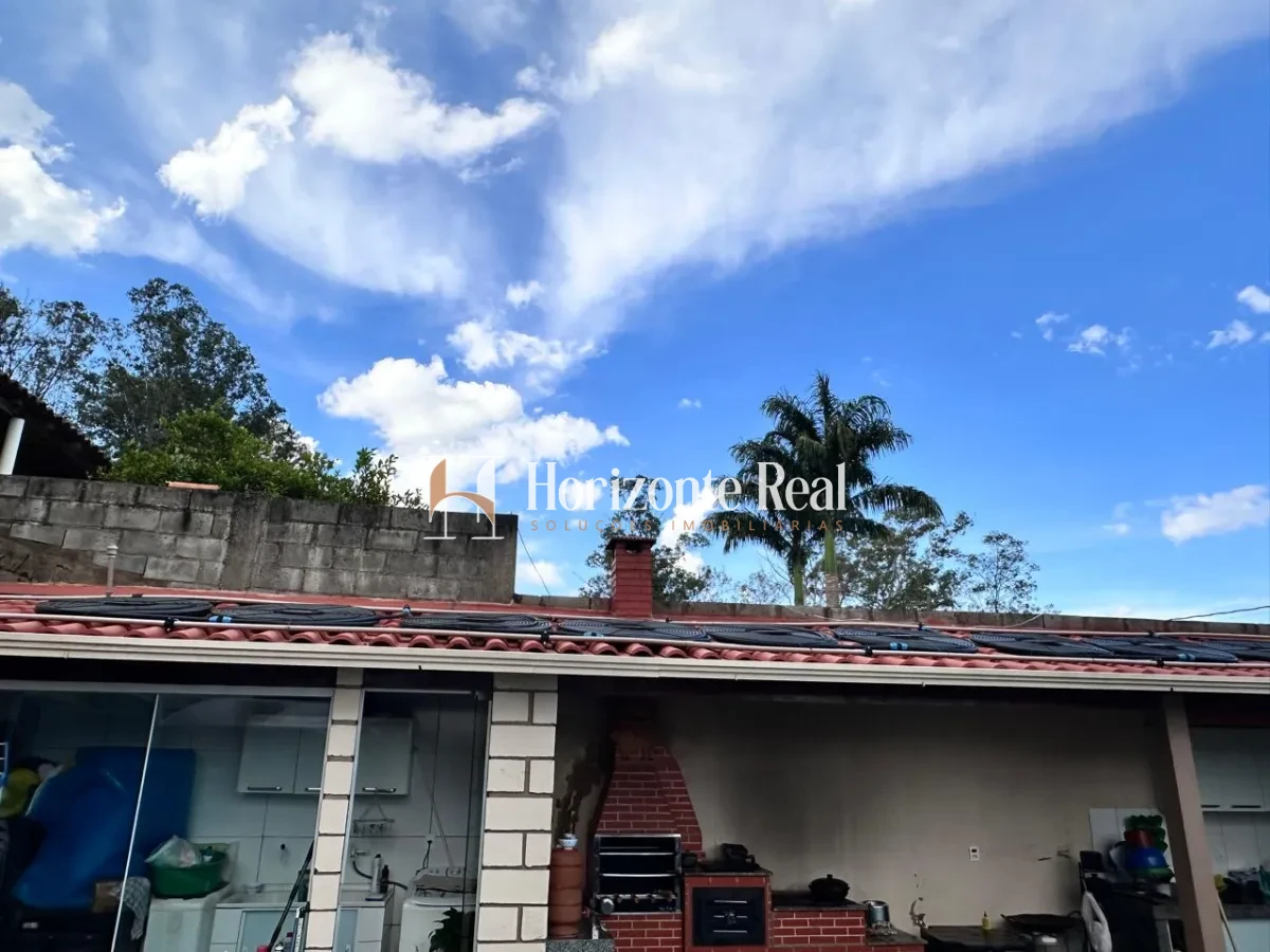 Imagem de CASA E AREA DE LAZER