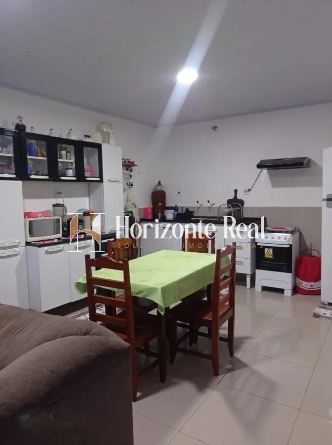 Imagem de CASA E AREA DE LAZER