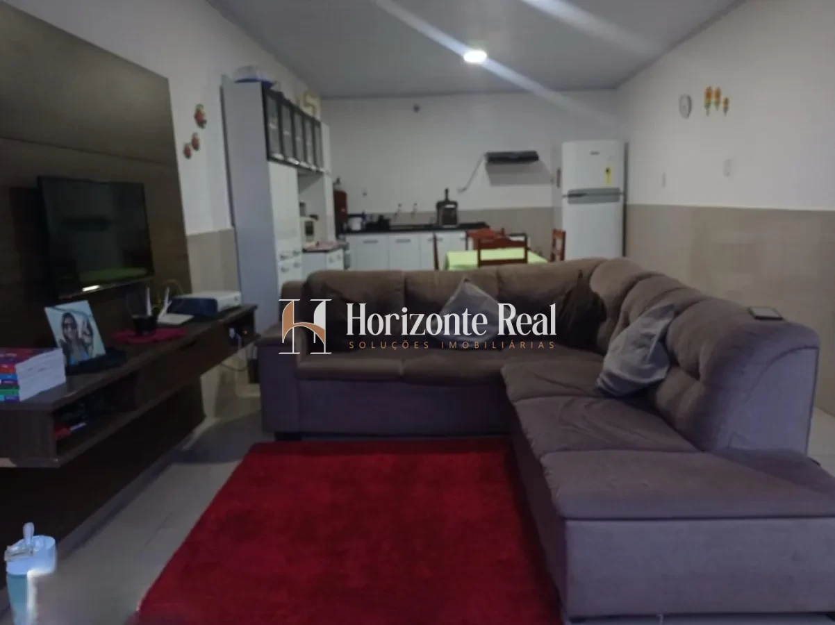 Imagem de CASA E AREA DE LAZER
