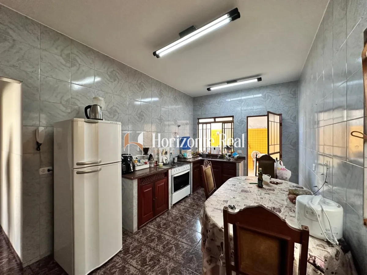 Imagem de CASA NO CENTRO