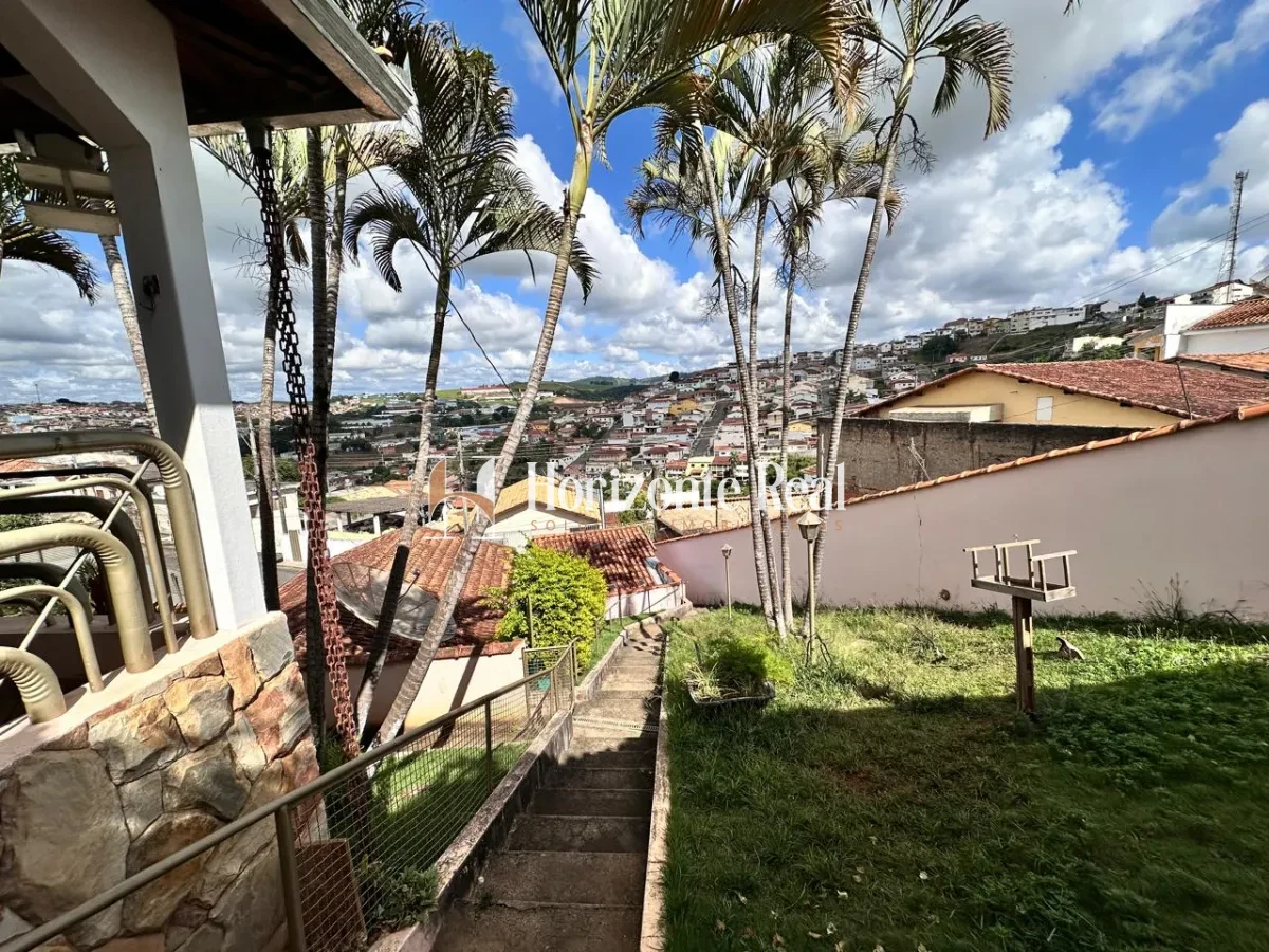 Imagem de CASA AMPLA A VENDA