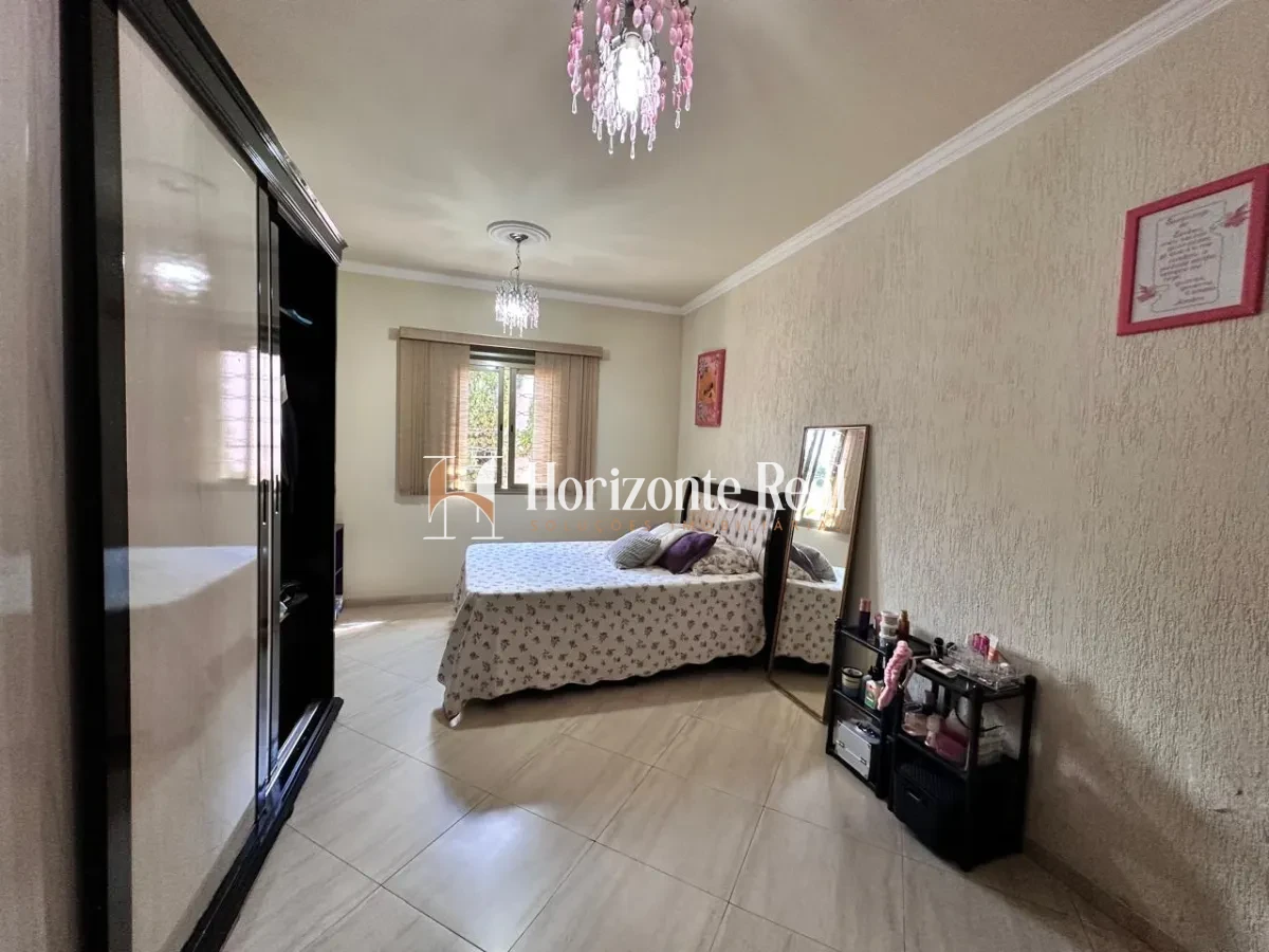 Imagem de CASA AMPLA A VENDA