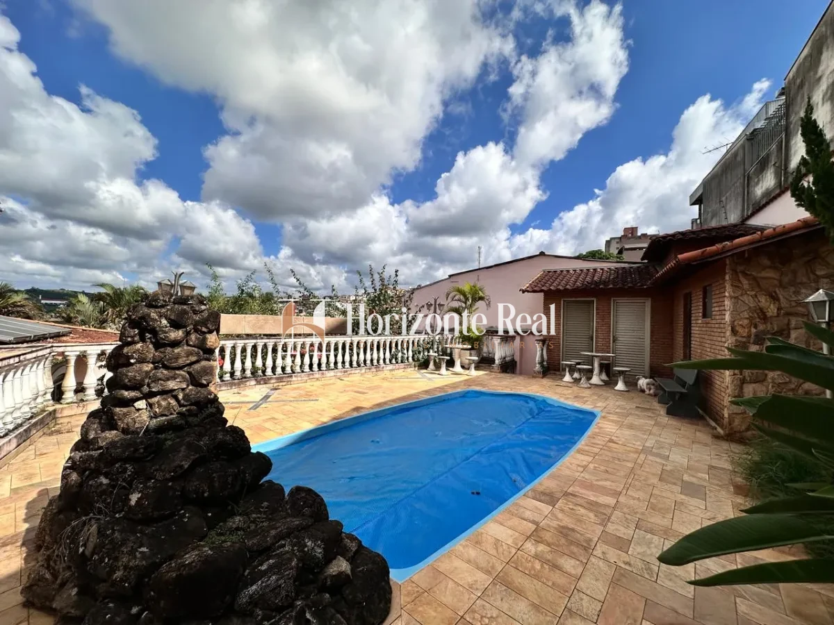 Imagem de CASA AMPLA A VENDA