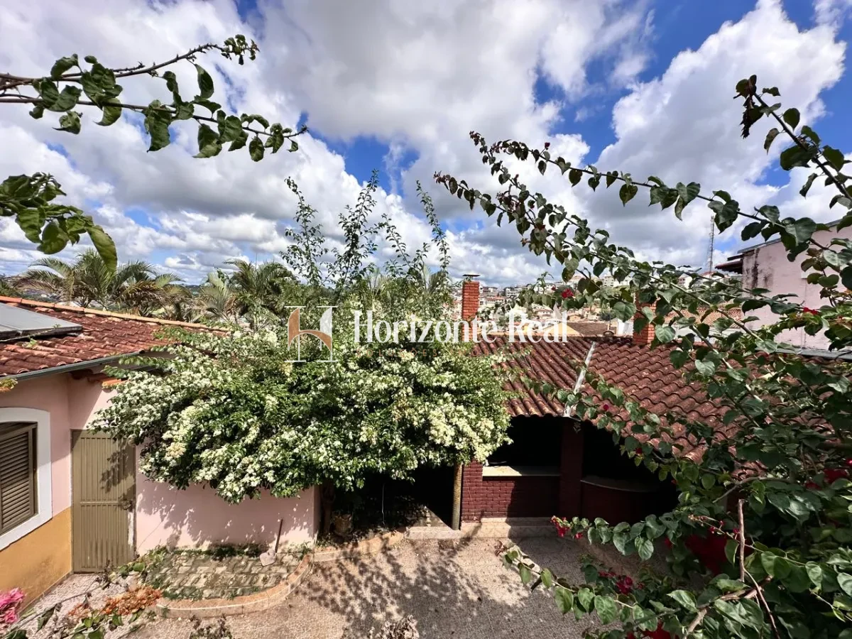 Imagem de CASA AMPLA A VENDA